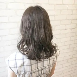 セミロング カラー ヘアアレンジ ✨艶髪✨透明感✨ 山内大樹のヘアスタイル