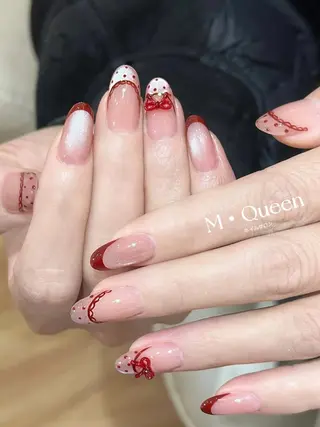 ネイル MQueen ネイルサロンマルのネイルデザイン