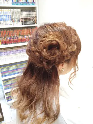 ヘアアレンジ K-POP好き美容師 🇰🇷Kai.Yのヘアスタイル