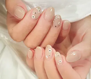 ネイル Pure&Rich Nailのネイルデザイン