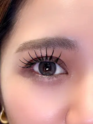 マツエク・マツパ miien(SALONVILLAGE内)所属・MOE /渋谷・明治神宮前のマツエク・マツパデザイン