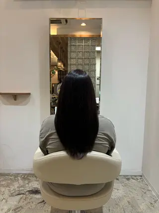 ロング カラー 佐藤 優里のヘアスタイル