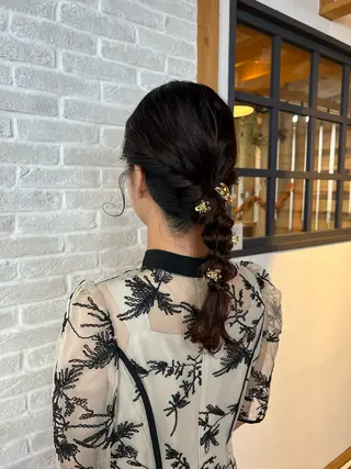 ロング ヘアアレンジ Topstylist YUKIのヘアスタイル