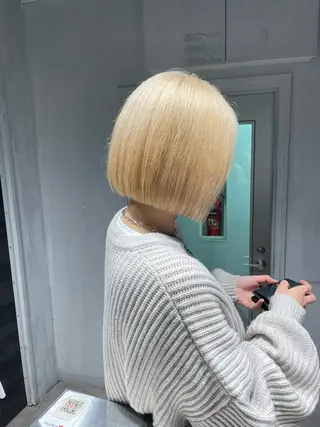 ショート カラー 🦋ハイトーンボブ ショート🦋トシキのヘアスタイル
