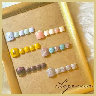 カラー ネイル Elegancia. Hiromiのネイルデザイン