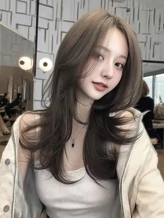 ロング カラー フォーカス ジャパンのヘアスタイル