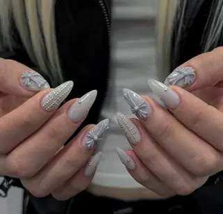ネイル Pure&Rich Nailのネイルデザイン