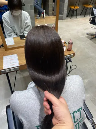 ロング 🩶ナチュラル ハイトーン/はちすのヘアスタイル