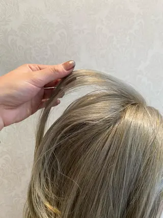 ショート カラー デザインカラー✨新倉 佑奈のヘアスタイル