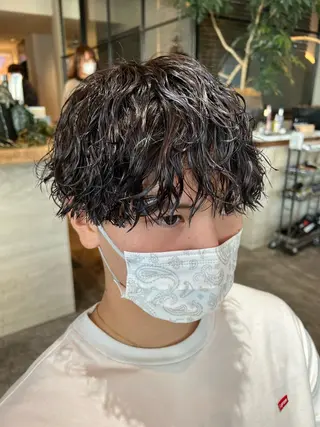 ショート パーマ メンズ 波巻きスパイラルパー マ/シャドウパーマ駿のヘアスタイル