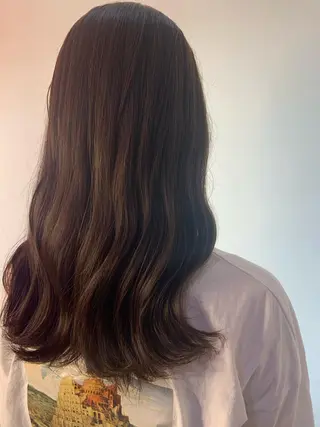 ロング yaya✂︎ 美髪/艶カラーのヘアスタイル