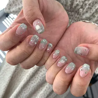 ネイル マキノ ユイのネイルデザイン