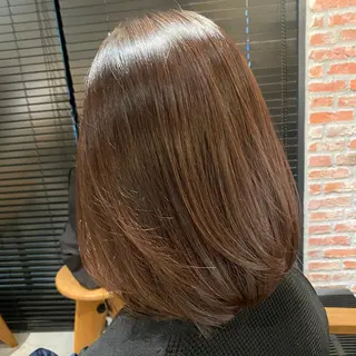 ミディアム 松本 茜のヘアスタイル