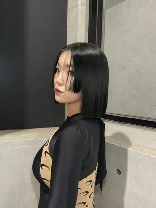 ショート カラー ⠀ towaのヘアスタイル