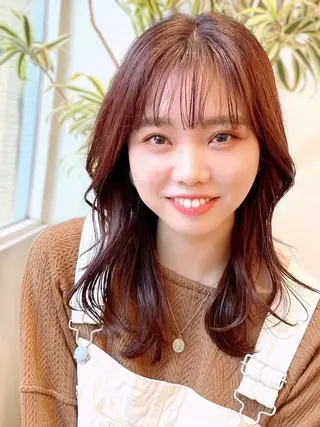 セミロング カラー 白石枝梨🌈 mu-kichi🌈のヘアスタイル