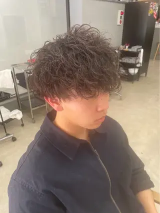ミディアム パーマ メンズ メンズ専門サロン wokeのヘアスタイル