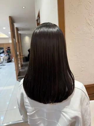セミロング 髪質改善/縮毛矯正 🧸梅川のヘアスタイル