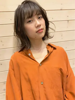 ミディアム カラー パーマ 安達 俊亮のヘアスタイル