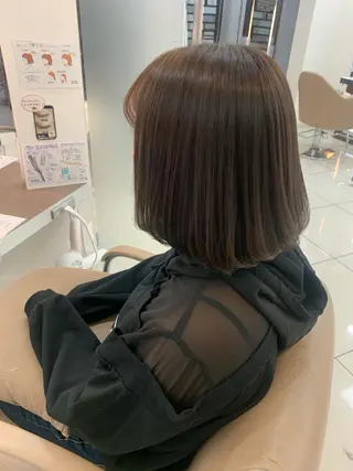 ミディアム カラー 羽エクステ🩷 🤍まき🤍のマツエク・マツパデザイン