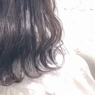 セミロング カラー ヘアアレンジ 🐩推し活🐩 FUTABA🍒のヘアスタイル