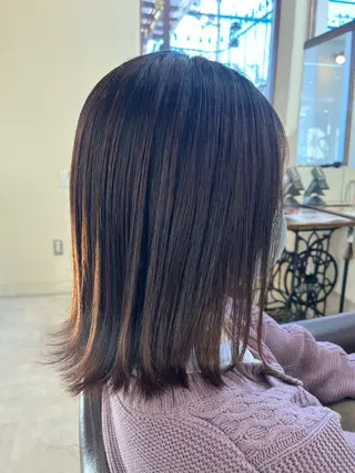 ミディアム 岡部 夏生のヘアスタイル