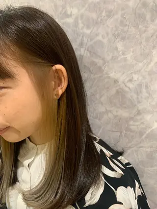 セミロング カラー 🫧 みゆ🫧のヘアスタイル
