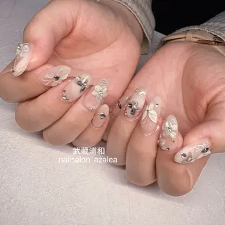 ネイル R inのネイルデザイン