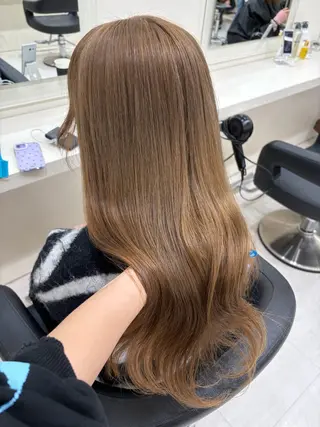 セミロング カラー ヘアアレンジ くれは/池袋/ デザイン/髪質改善のヘアスタイル