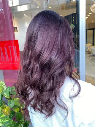 セミロング カラー デザインカラー✨新倉 佑奈のヘアスタイル