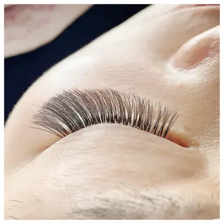 カラー パーマ ヘアアレンジ キッズ ネイル マツエク・マツパ 神山 ビューティー・アイのマツエク・マツパデザイン