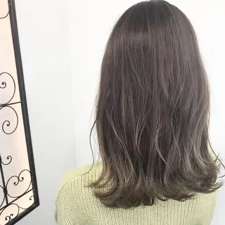 セミロング カラー AVANCE 長尾 尚悟のヘアスタイル