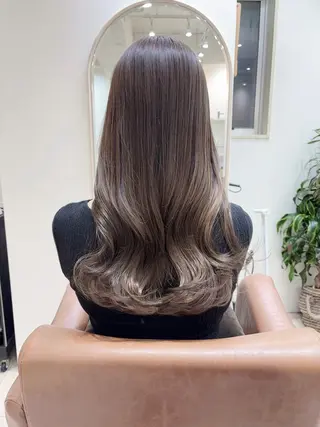 ロング カラー a-o横浜所属・村山 茉衣のヘアスタイル