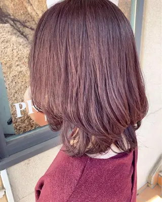 ミディアム カラー 薄田 珠美のヘアスタイル