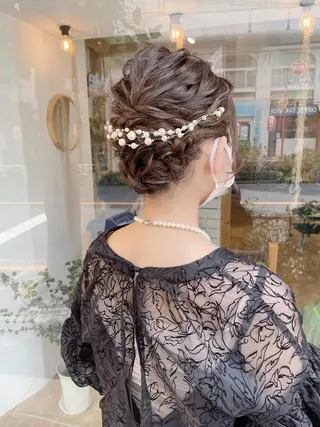 セミロング ヘアアレンジ ヘアアレンジ にいた　かづしげのヘアスタイル