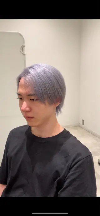 ショート カラー メンズ れい🫧 ハイトーン特化のヘアスタイル