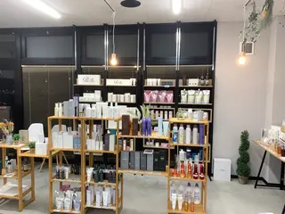 髪質改善カラーズ カフェプラスのヘアスタイル