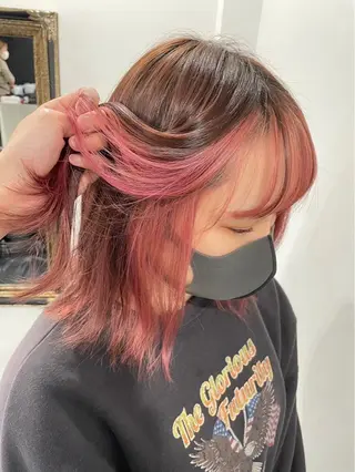 カラー 山名 璃湖のヘアスタイル