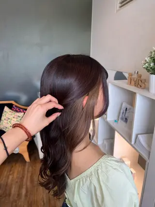 ロング カラー 竹添 有梨沙のヘアスタイル
