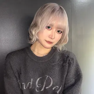 ショート カラー ★デザインカラー ハイトーン ももか★のヘアスタイル
