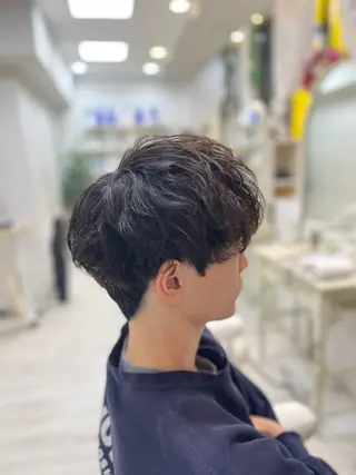 メンズ 岡崎 嶺のヘアスタイル