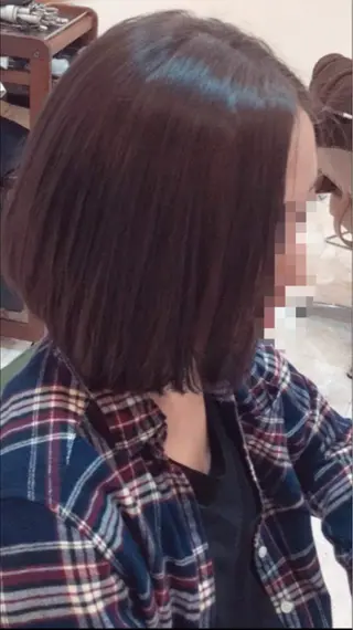 カラー 小久保 彰子のヘアスタイル