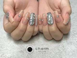 ネイル ネイルルーム チャームのネイルデザイン