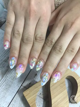 ネイル 坂田(山下) 澄香のネイルデザイン