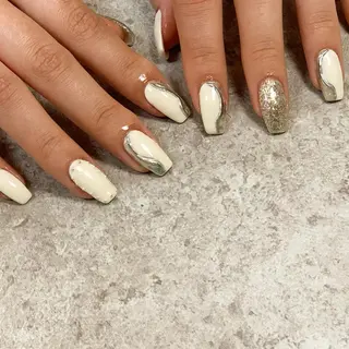 ネイル S. JEWELのネイルデザイン