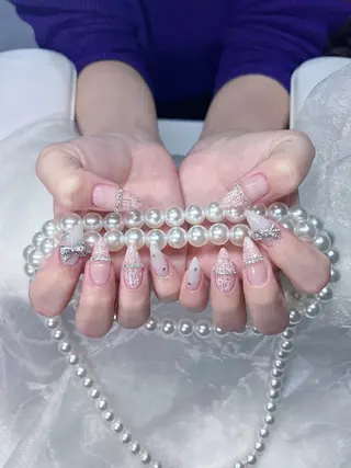 ネイル B&B  Nail のネイルデザイン