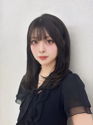 セミロング 透明感カラー/銀座 🖤かりん🖤COAのヘアスタイル