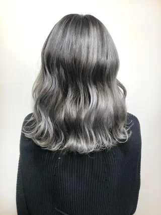 セミロング カラー 女性リピ90%🍨 🩷佐藤みずきのヘアスタイル