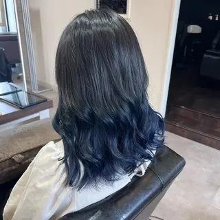 ロング カラー 渡邊 唯のヘアスタイル