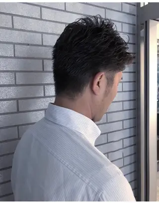 ショート パーマ メンズ 中村 よしひでのヘアスタイル