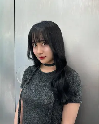 ロング カラー mao/天神ブリーチ ハイトーンカラーのヘアスタイル